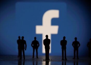 انقطاع "فيسبوك" بالتزامن مع تقارير حول تصرفات الشركة يثير التساؤلات 5