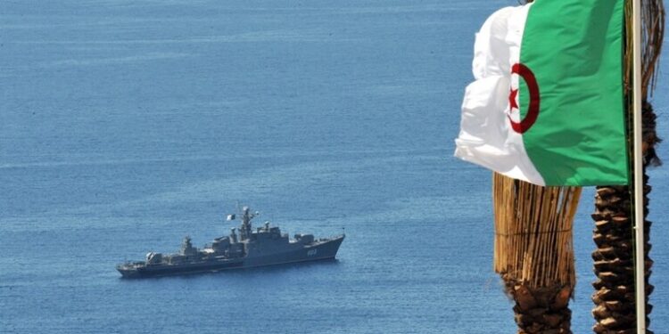 الجزائر توضح حقيقة مطاردة قواتها البحرية غواصة إسرائيلية 1
