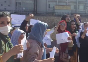 مظاهرات نسائية في «كابول» تُطالب حركة طالبان بإحترام حقوق المرأة 1