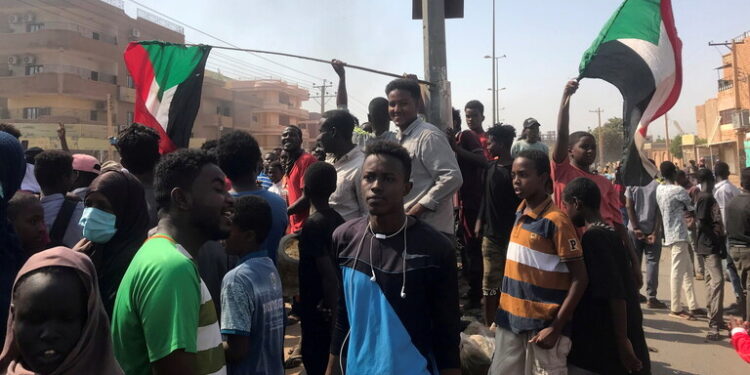 ائتلاف القوى المدنية في السودان يدعو للاحتجاج والعصيان المدني لـ"إسقاط الانقلاب" 1