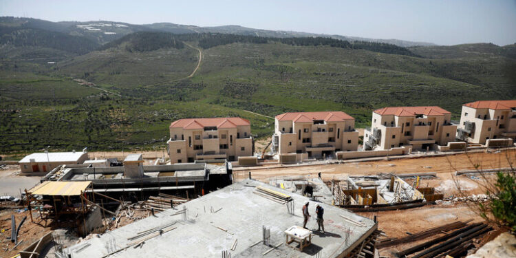 الاتحاد الأوروبي يطالب إسرائيل بوقف بناء المستوطنات 1
