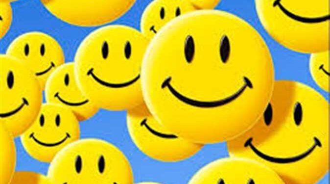 اليوم العالمي للابتسامة.. "الأقوى هو من يبتسم" 1