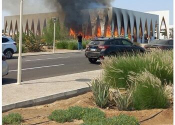 إصابة 14 مواطنا باختناقات فى حريق "مهرجان الجونة" 6
