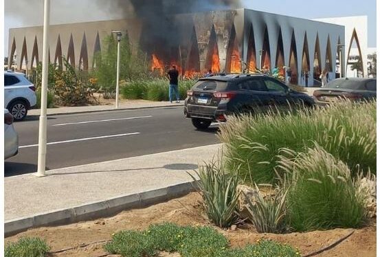 إصابة 14 مواطنا باختناقات فى حريق "مهرجان الجونة" 1