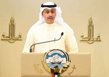 مجلس الوزراء الكويتي يُعلن عودة الحياة لطبيعتها.. وعمل مطار الكويت من 24 الجاري 2
