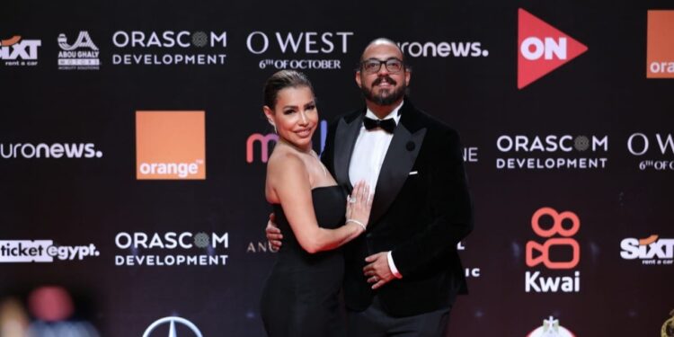 مروان يونس وزوجته