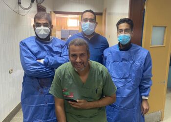 فريق طبي بمستشفى سوهاج الجامعي ينجح فى إنقاذ ساق مريض من البتر 10
