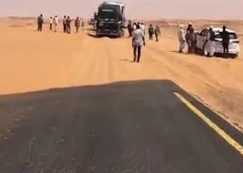 بسبب غلق طريق شريان الشمال.. توقف حركة الشاحنات بين مصر والسودان 2