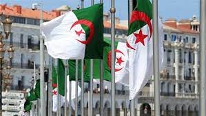 النيابة الجزائرية تُطالب بالسجن 7 سنوات لمسؤولين أمنيين سابقين 1
