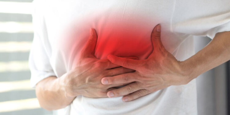 حسام موافي يكشف سر خطير يؤدي إلى زيادة ضربات القلب بشكل سريع| فيديو