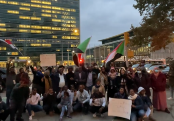 مظاهرات أمام مقر الأمم المتحدة بنيويورك تُطالب بعودة «المسار الديمقراطي» في السودان 1