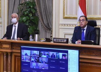مدبولي: مصر لن تدخر وسعاً في الدفع بالمواقف الإفريقية حول قضايا التغير المناخي 2
