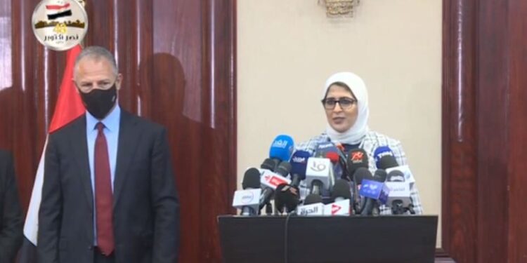 السفير الأمريكي بالقاهرة: شحنات للقاح فايزر ستصل مصر قريبا 1