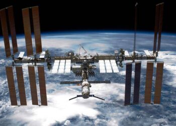 ناسا: محطة الفضاء الدولية في خطر 1