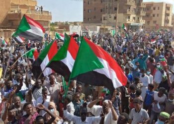 من أجل تسليم المرتبات.. تعليق العصيان المدني في السودان  1