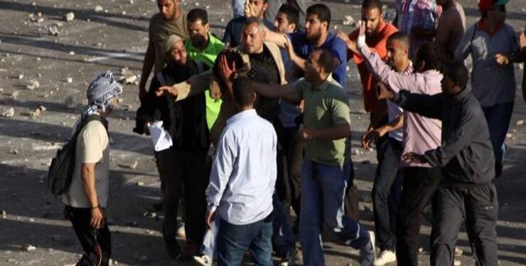 " خلافات زوجية ".. إصابة 15 شخصاً في مشاجرة بين عائلتين بدار السلام 1
