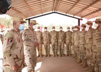 وزير الدفاع يثني على منظومة تأهيل مقاتلي شمال سيناء.. ويثمن دور الشيوخ والعواقل 1