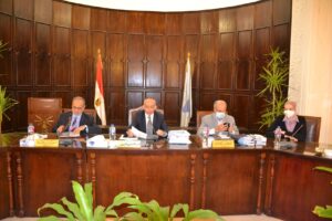 جامعة الاسكندرية إنشاء لجنة لتسويق برامج الدراسات العليا 4