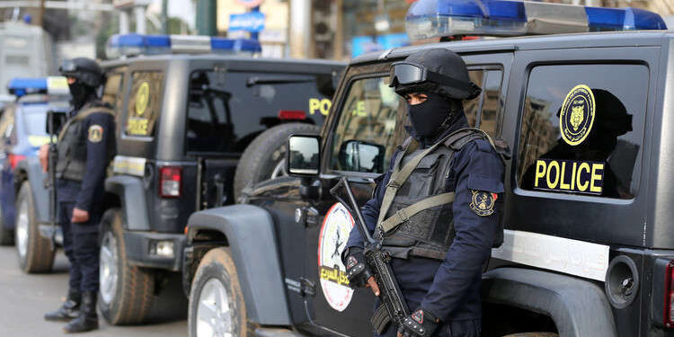 "بحوزتهم أسلحة نارية ".. سقوط 3 أشخاص في قبضة رجال الأمن بدمياط 1