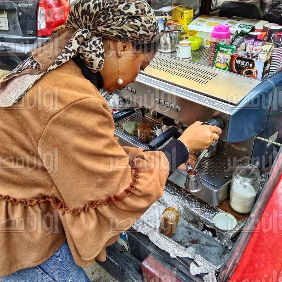 "قهوة سارة العربية"..فتاة تتحدى الظروف بفنجان قهوة لتلتحق بكلية الهندسة