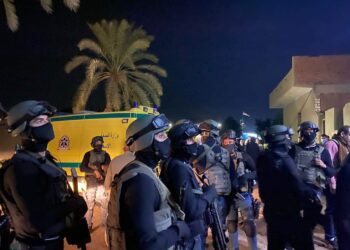 قوات الأمن الوطنى تقتحم منزل بلطجي الفيوم..صور 1