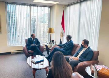 سفير مصر في كندا يستقبل عضو مجلس العموم الكندي "جريج فيرجوس" 1