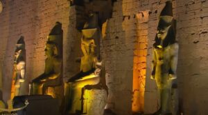 وزير الآثار يكشف سبب اختيار معبد الأقصر ليكون مسرح احتفالية طريق الكباش 4