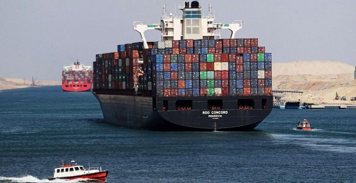 أسامة ربيع: عبور قرابة 1.4 مليون سفينة من قناة السويس منذ افتتاحها