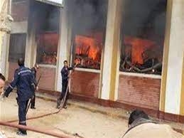 حريق داخل مدرسة