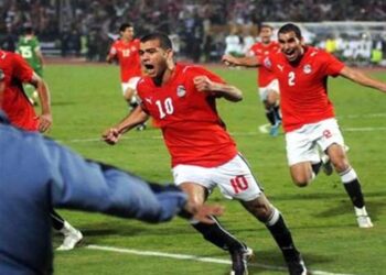 زي النهارده.. هدف متعب حدوتة لم تكتمل بسبب الجزائر 2
