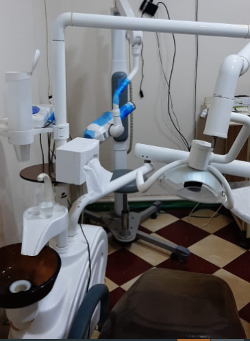 ضبط طبيب أسنان مزيف يقوم بعمل اجراءات الحشو والتركيب بالغربية (صور) 3