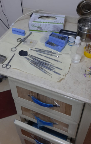 ضبط طبيب أسنان مزيف يقوم بعمل اجراءات الحشو والتركيب بالغربية (صور) 4