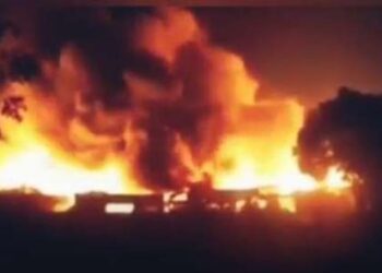 التحقيق في إصابة 11 شخصًا في حريق مصنع غزل بكفر الشيخ 2