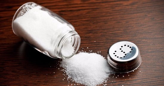 الملح عدو مريض الضغط.. تعرف على النسبة الآمنة في الطعام  1