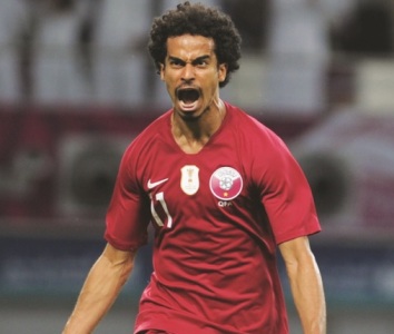 من يقدر على إيقافه؟.. أخطر لاعبو منتخب قطر 1