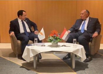 وزير الخارجية يتوجه إلى قبرص لتعزيز العلاقات بين البلدين 2