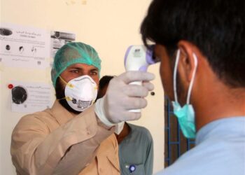 الصحة الباكستانية تسجل أول إصابة بـ «أوميكرون» 1