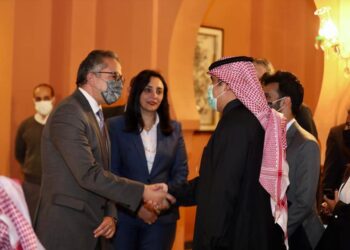 وزارة السياحة والآثار تقدم مأدبة عشاء لعدد من وزراء السياحة العرب وسفراء الدول 3
