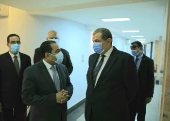 "سعفان" و"الشيخ" يتفقدان اختبارات الملحقين العماليين بسفارات مصر بالخارج 3