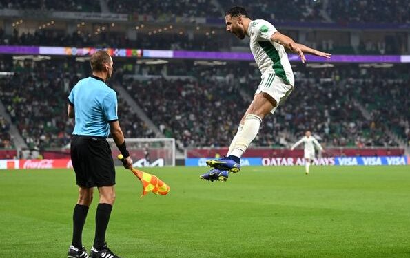 فرحة لاعبي الجزائر