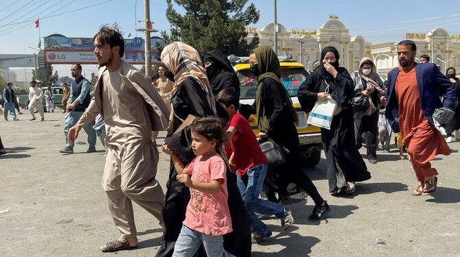 «تترصدهم وتقتلهم طالبان».. اتهامات تلاحق بريطانيا بعد تنكيس عهودها بـإعادة توطين الأفغان