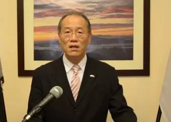 سفير اليابان في السعودية يكشف عن سبب لجوئه إلى القرآن الكريم 4