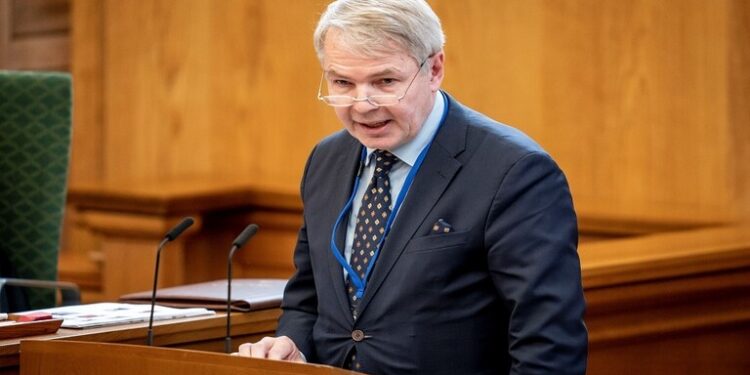 إصابة وزير الخارجية الفنلندي بفيروس كورونا 1