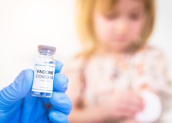 تلقي عدد من الأطفال جرعة خاطئة من لقاح كورونا في ألمانيا 3