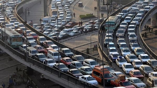 «الطريق زحمة» تكدس مروري بالطرق الرئيسية في القاهرة والجيزة 1