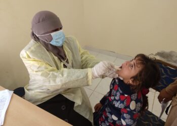 تطعيم ضد شلل الأطفال