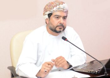 قيس بن محمد اليوسف وزير التجارة والصناعة