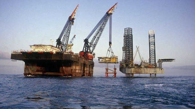 الصراع السياسي في ليبيا يصرع النفط بعد توقف منشأتين عن الإنتاج