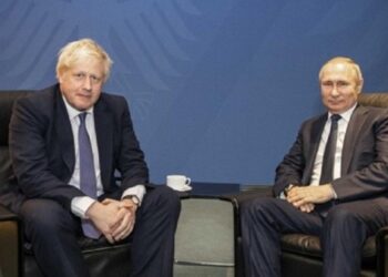لندن تعلن عن محادثة هاتفية بين جونسون وبوتين بشأن أوكرانيا 1