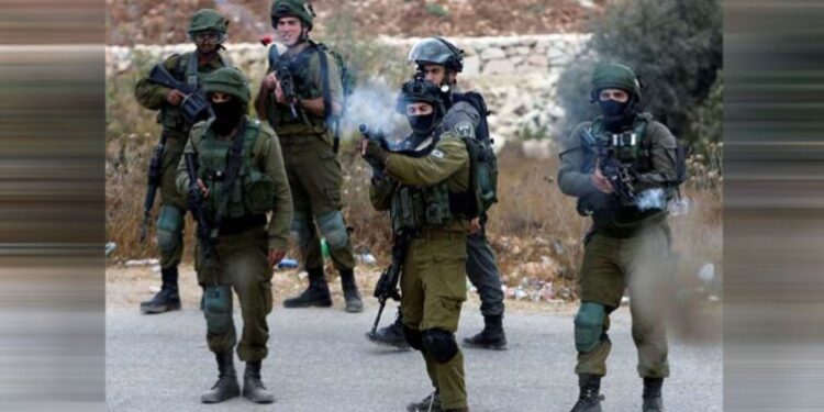 خلال مواجهات مع الاحتلال الإسرائيلي إصابة 125 فلسطينيًا بالضفة 1